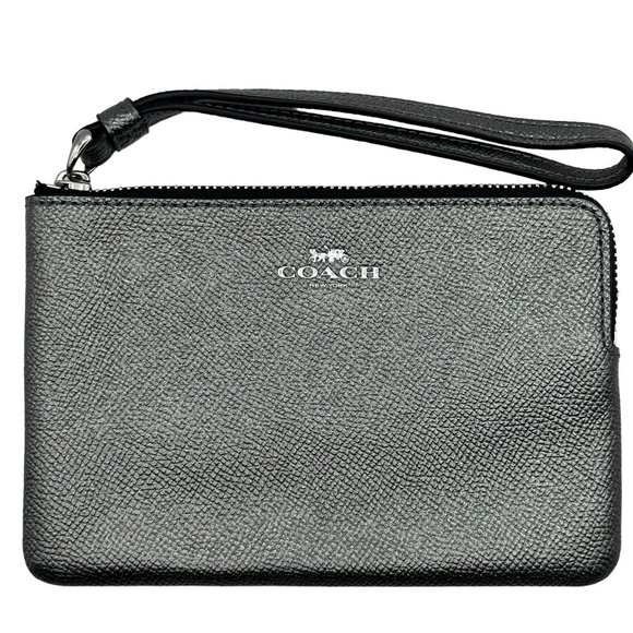 COACH Metallic Silver Corner Zip Wristlet NWOT - Picture 1 of 4